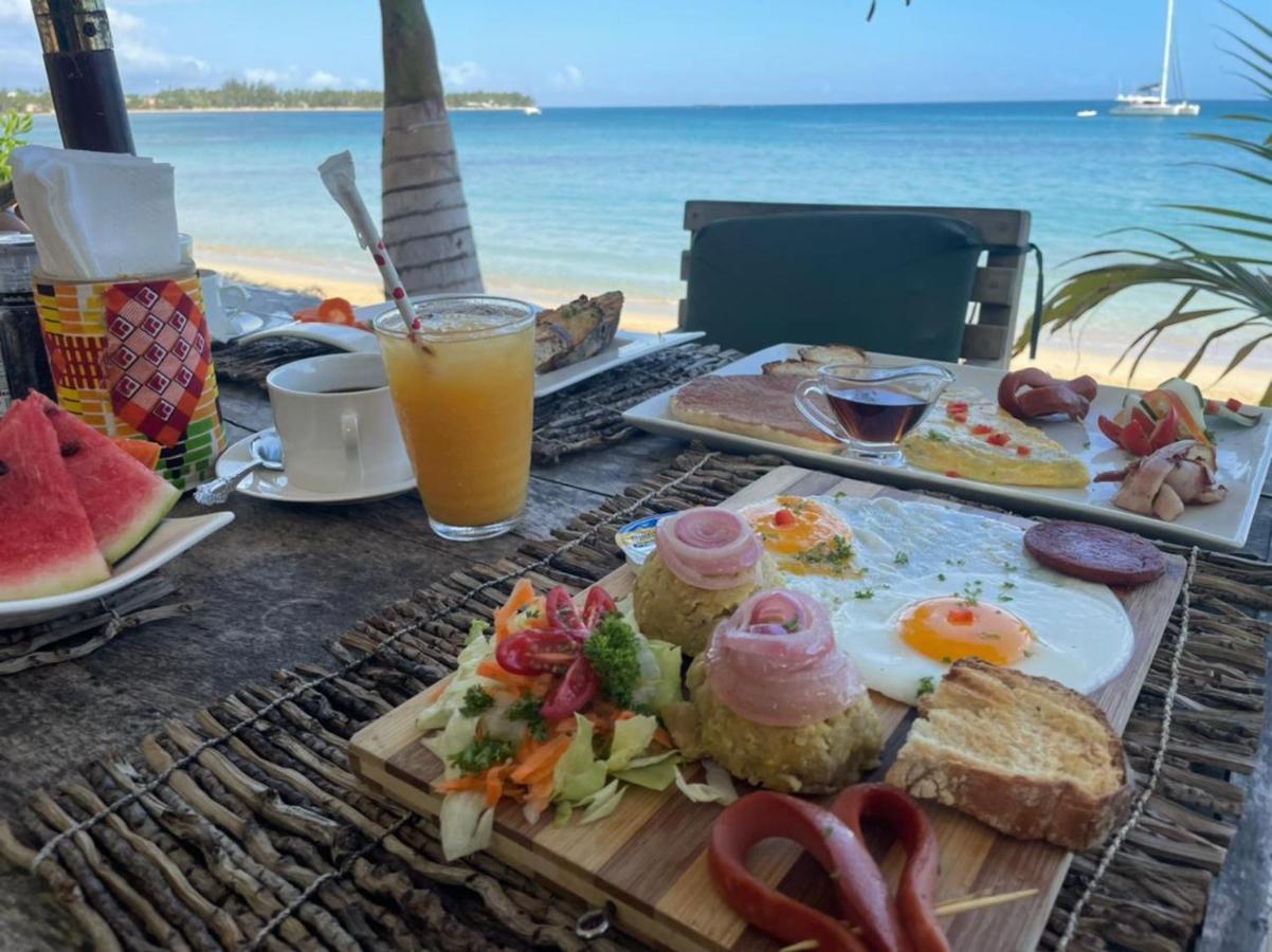 Afreeka Beach Hotel ラス・テレナス エクステリア 写真