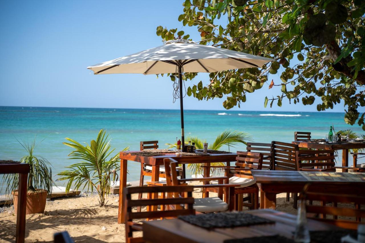 Afreeka Beach Hotel ラス・テレナス エクステリア 写真
